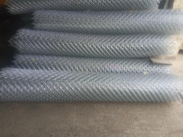 HEAVY DUTY Chainlink (Galvanized) 11g 80×80 4fts Up