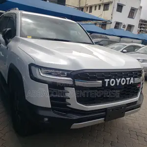 New Toyota Land Cruiser 3.5 Petrol 4WD 2021 White