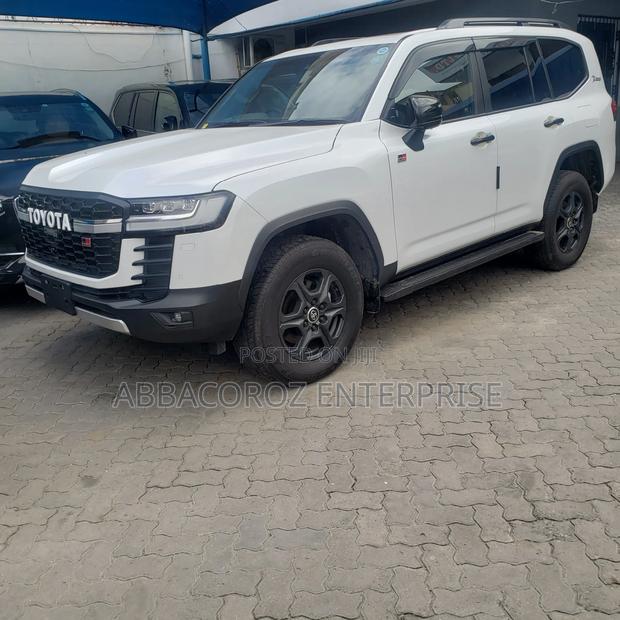 New Toyota Land Cruiser 3.5 Petrol 4WD 2021 White