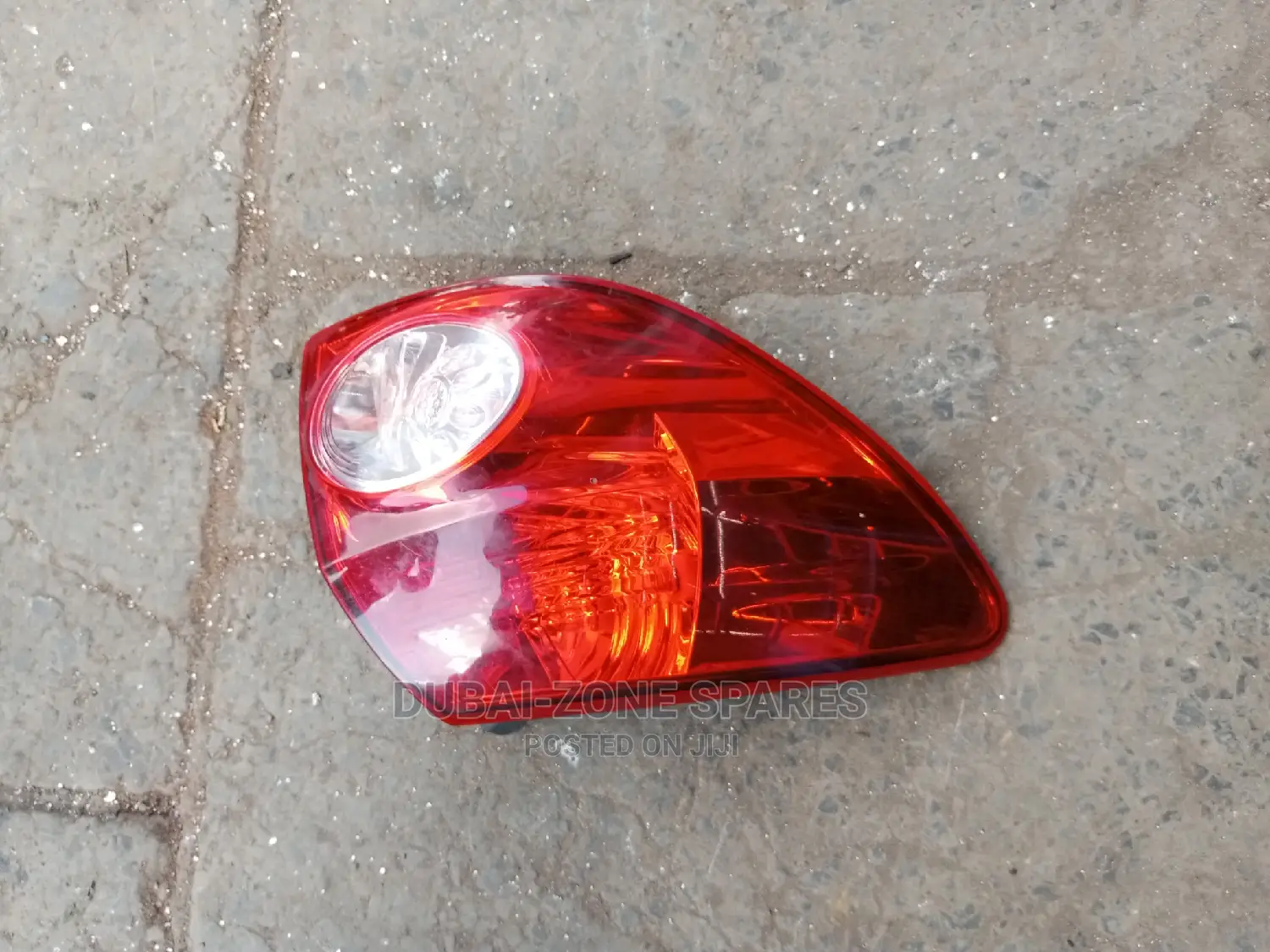 Rear Body Light Nissan Wingroad Y12 Available