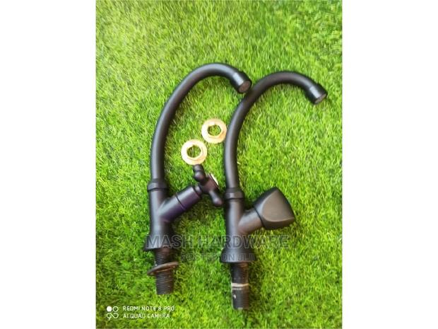 Knob and Star Kitchen Spouts - main view