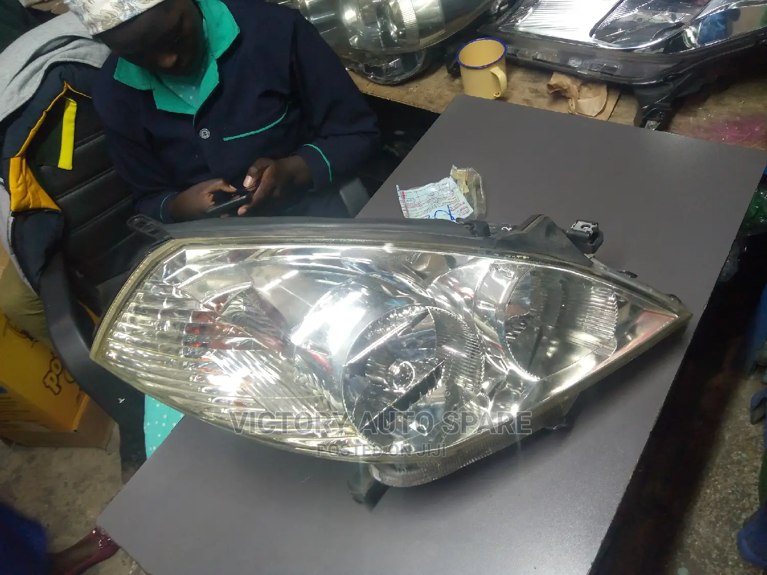 Y11 Xenon Headlight