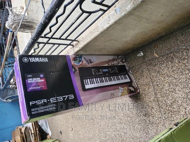 PSR E373 Keyboard - main view