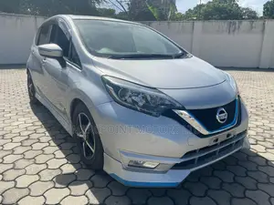 Nissan Note 2016 Silver