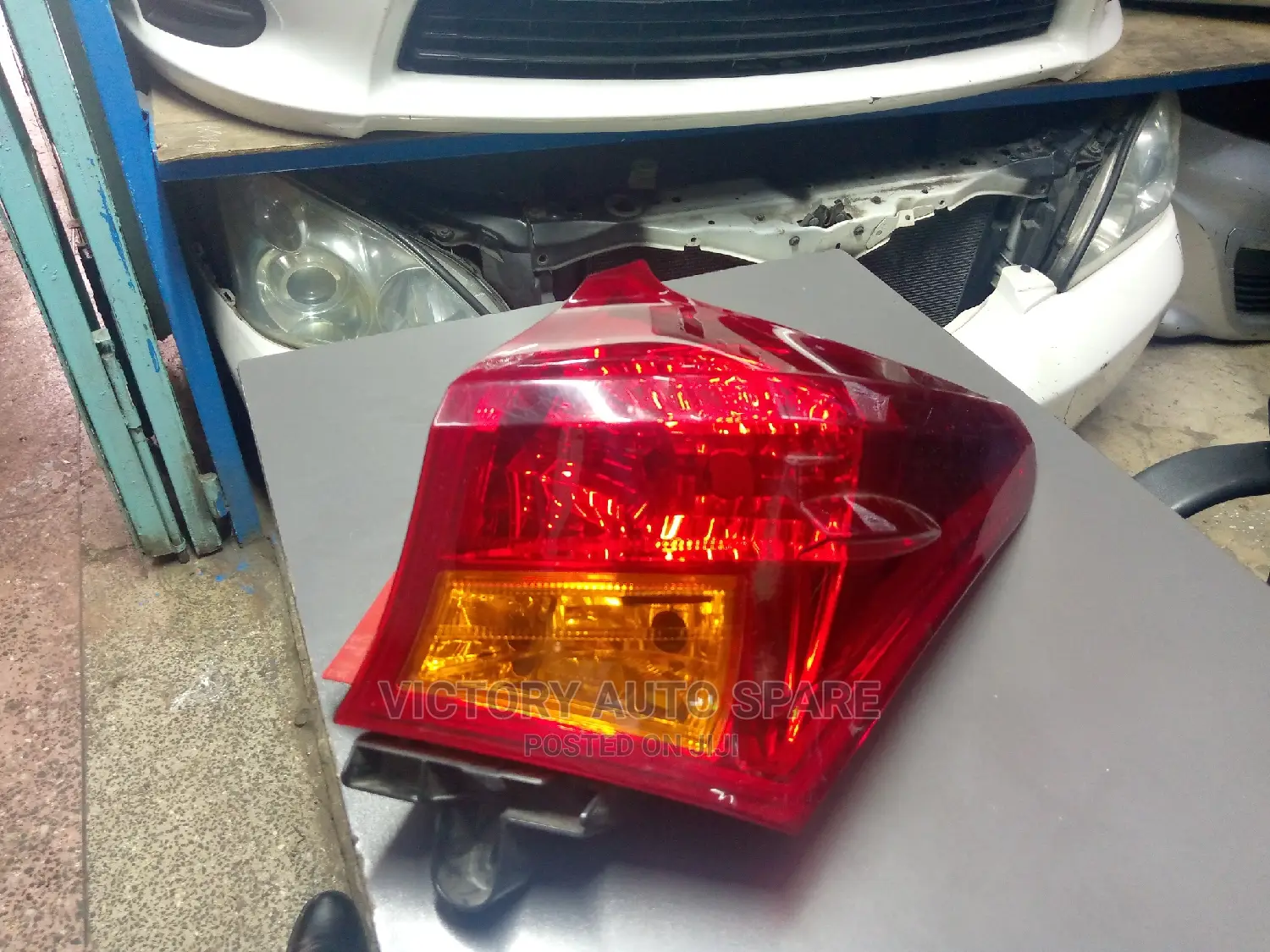 Auris Taillight 2012-2014