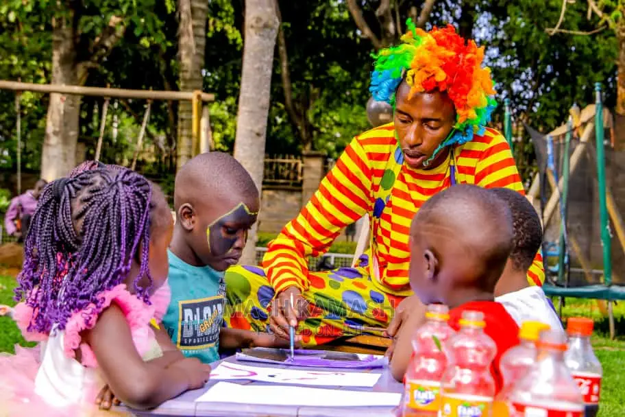 Clown and Facepainters for Hire