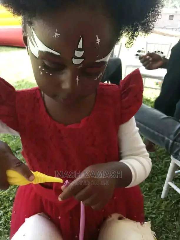 Clown and Facepainters for Hire