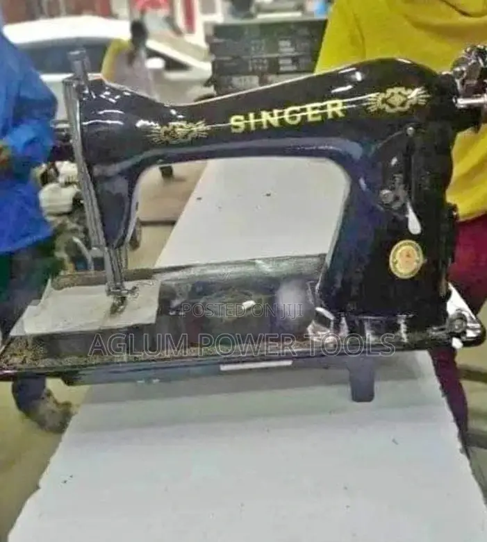 Singer Industrial Sewing Machine
