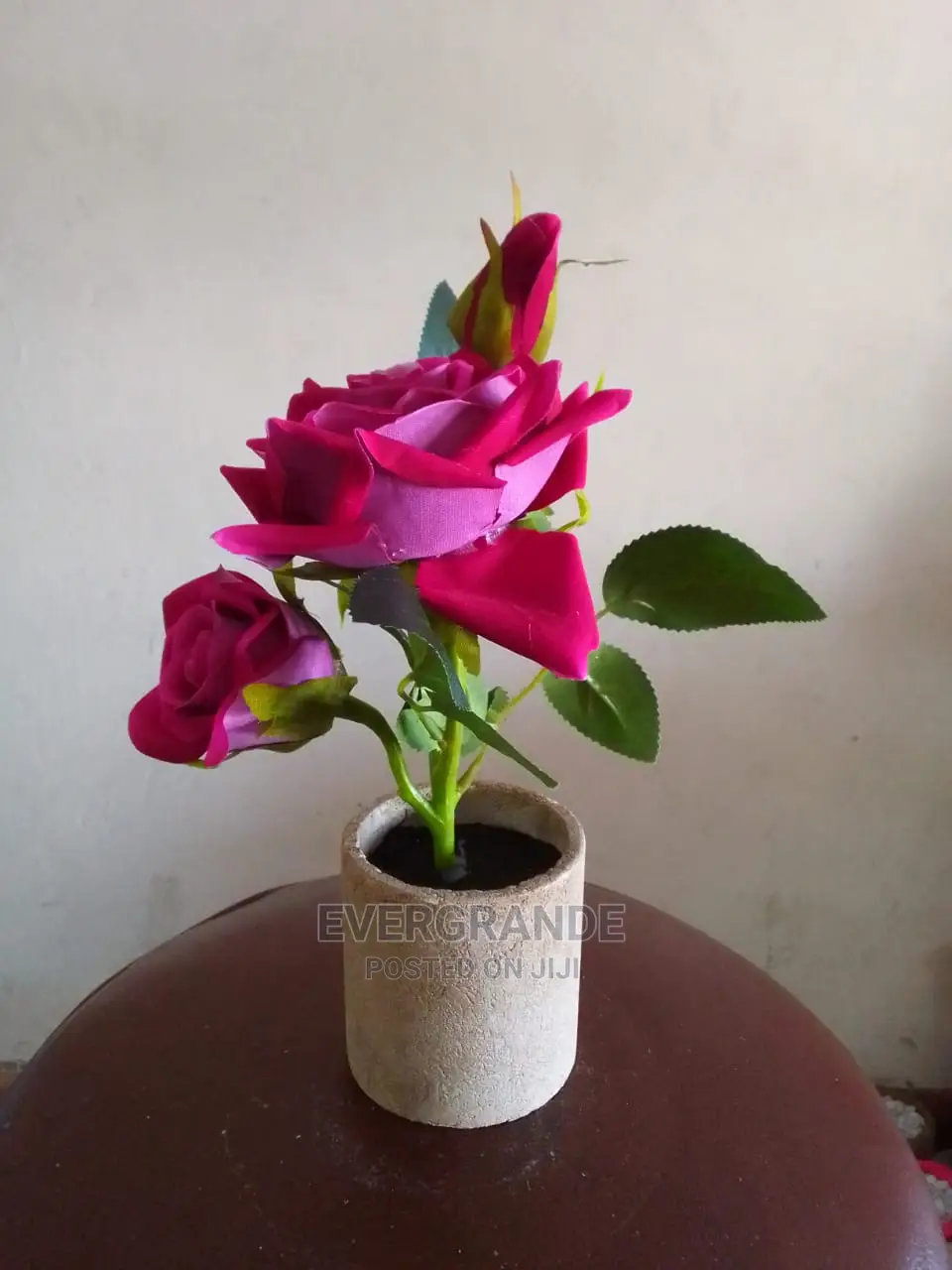Artificial Flowers With Vase