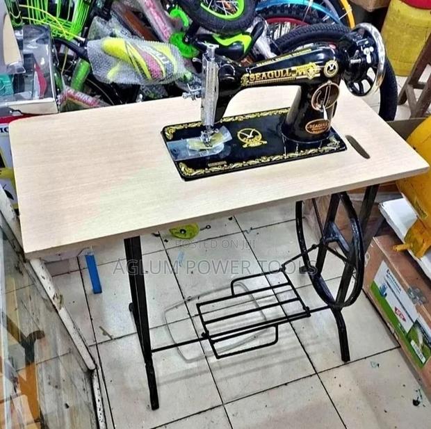 Seagull Sewing Machine - main view