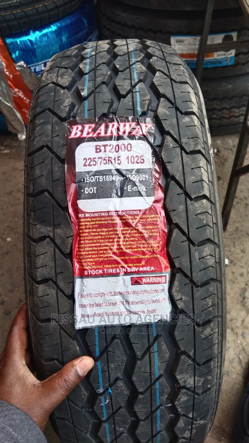 225/75 R 15 Bearway Tyres