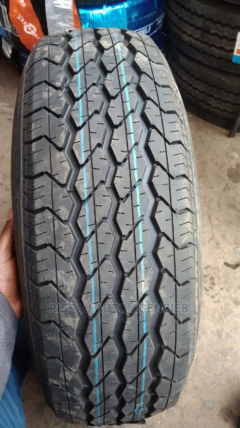 225/75 R 15 Bearway Tyres