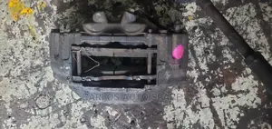 Front Brake Caliper Hilux Vigo 4wd[South Africa]