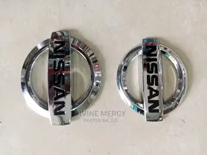 Logos Nissan Emblem