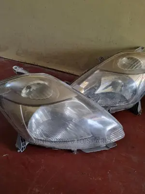 Toyota Passo Old Model Xenon Headlights Assembly