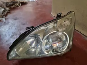 Harrier 240 Xenon Headlight Assembly (No. 3)