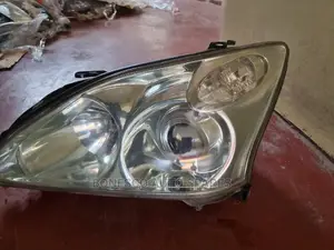 Harrier 240 Xenon Headlight Assembly (No. 3)