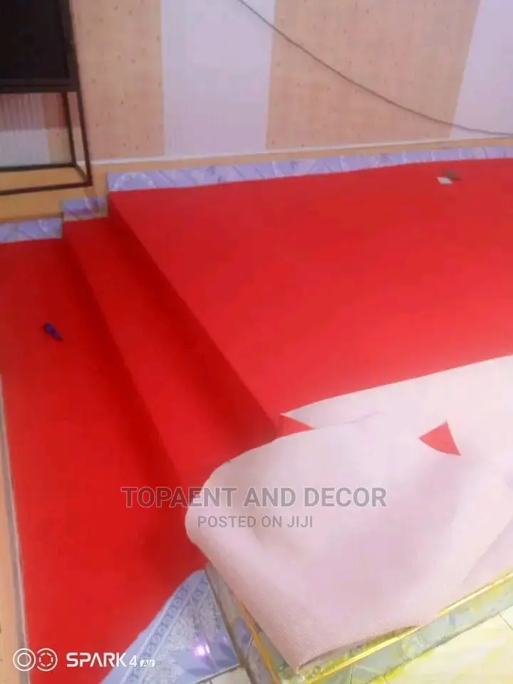 Wall to Wall Carpet