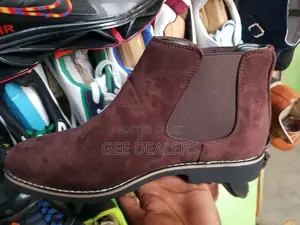 Cacatua Official Boots