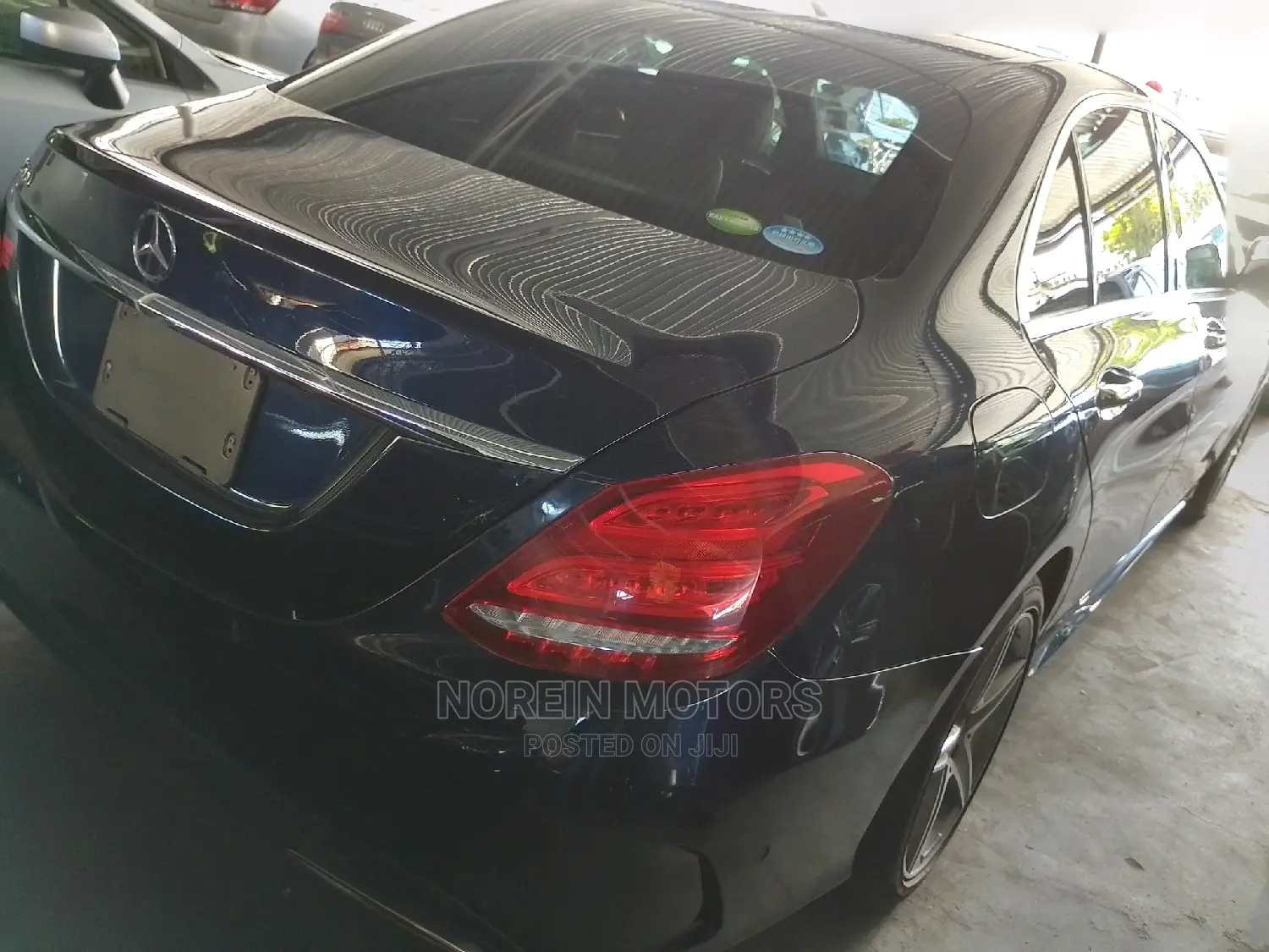 Mercedes-Benz C200 2015 Blue