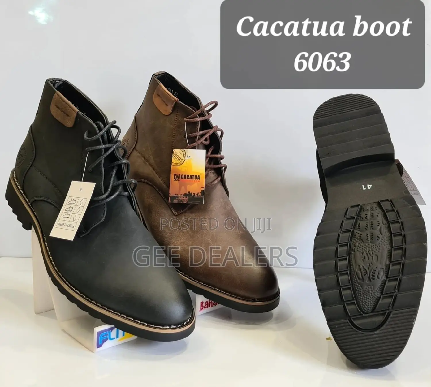 Cacatua Official Boots