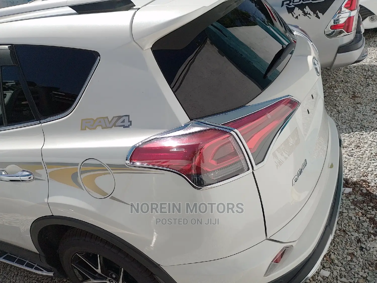 Toyota RAV4 2016 White