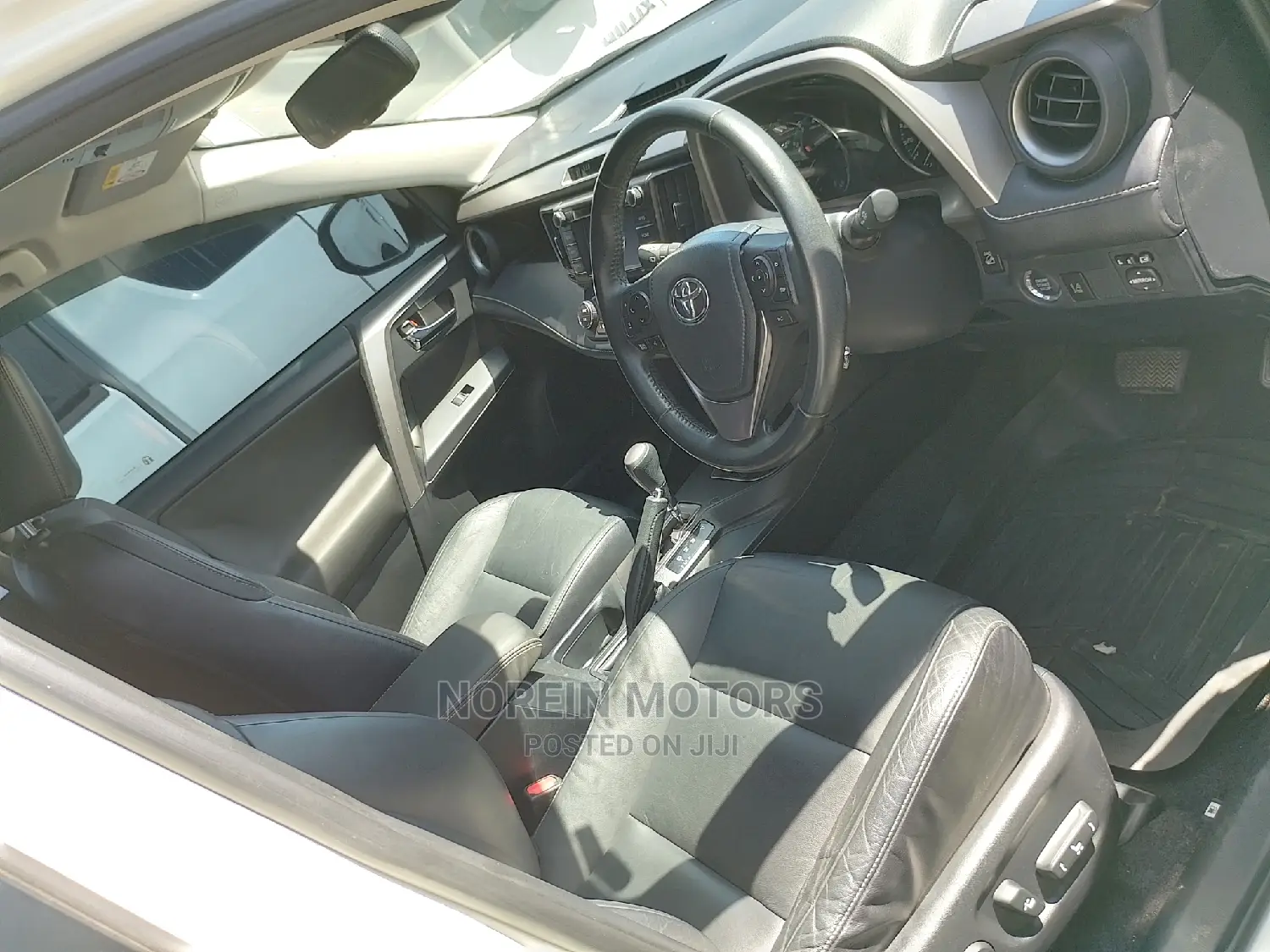 Toyota RAV4 2016 White