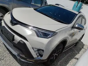 Toyota RAV4 2016 White