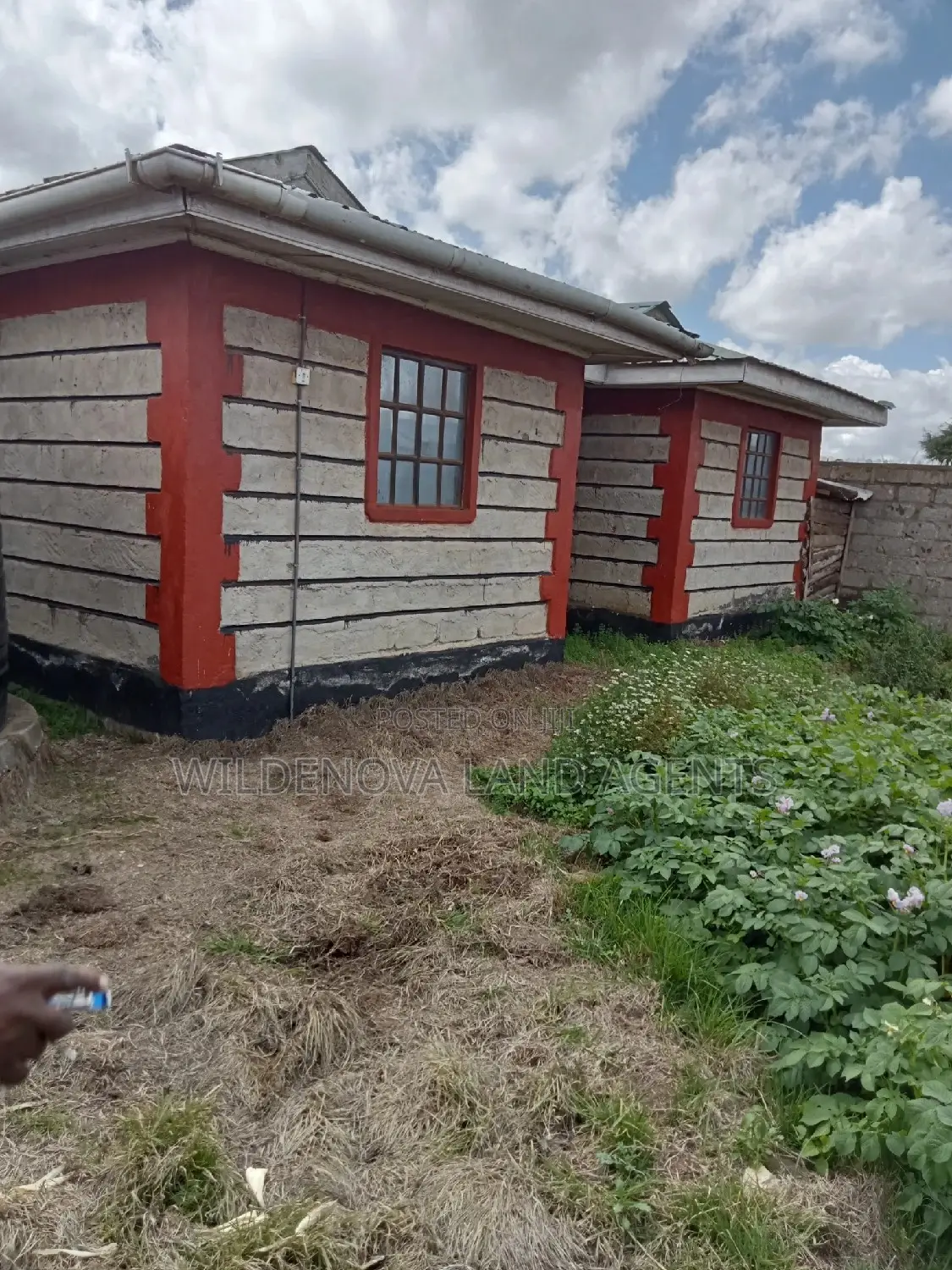 Plot With a House on Sale at Magumu Kinangop