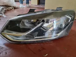 Volkswagen Polo (6C) 2016 Nonxenon Headlights