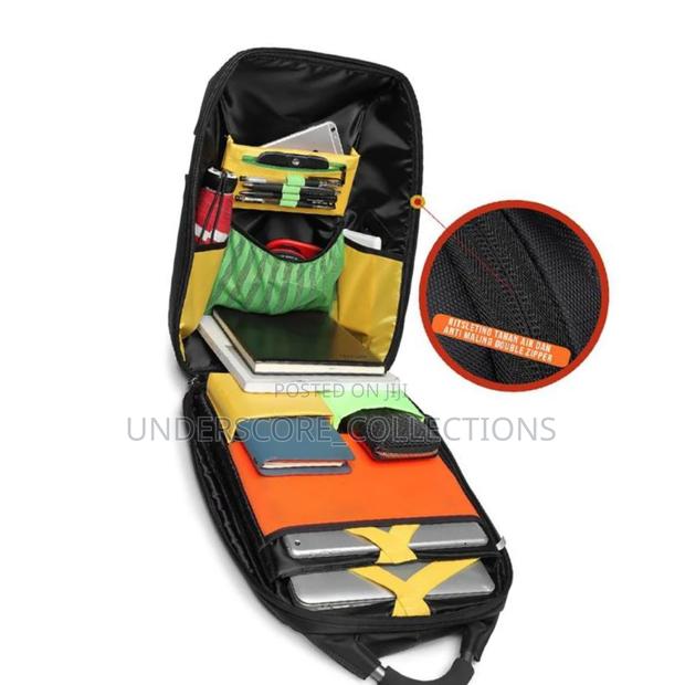 High Quality Anti Theft and Waterproof Back Pack - thumbnail 5