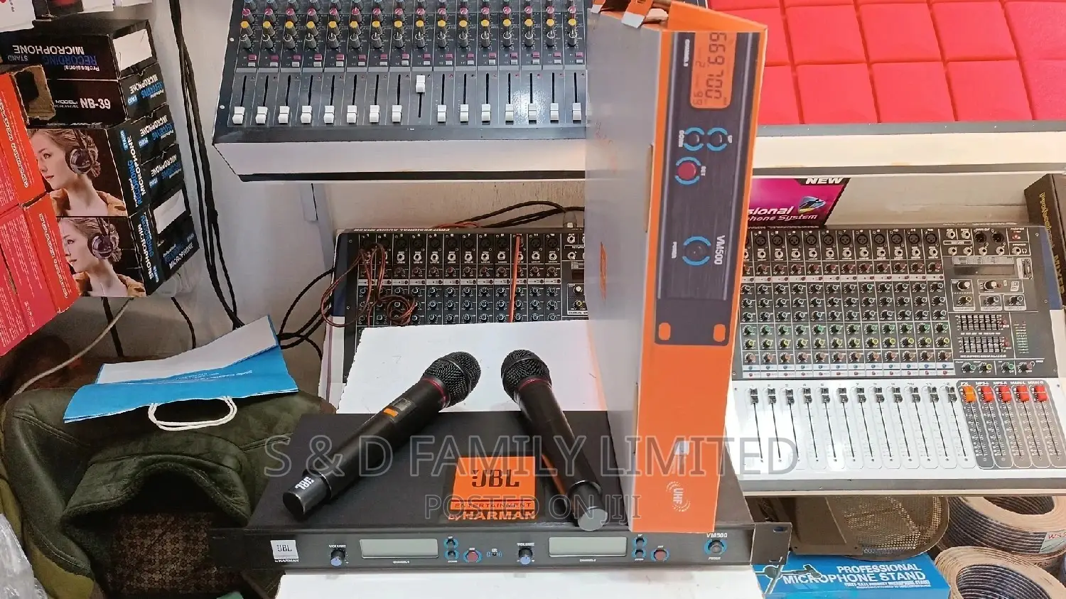 JBL Uhf Wireless Microphone Vm500