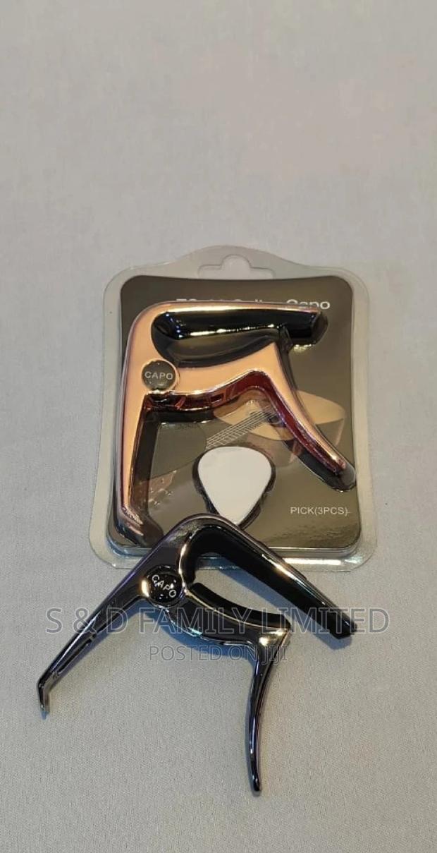 Acoustic Guitar Capo Plus Picks - main view