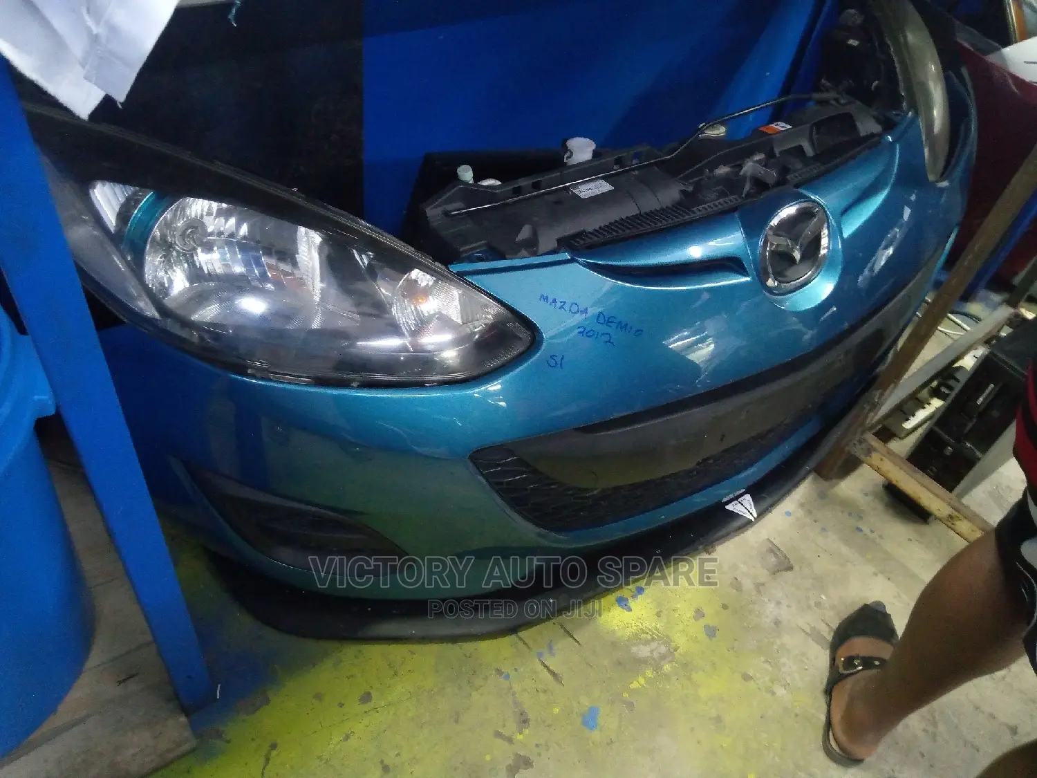 Mazda Demio Nosecut 2012-2013 Blue