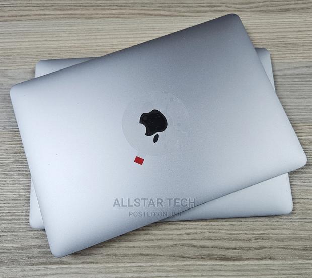 Laptop Apple MacBook Pro 2018 16GB Intel Core I7 SSD 512GB - thumbnail 3