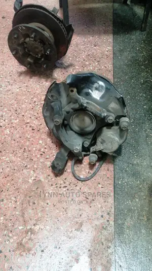 Toyota Dyna Front Complete Hub 5 Stand