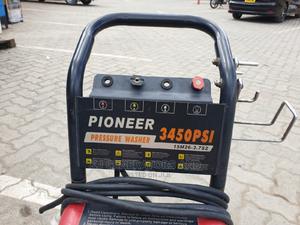 Pioneer 3450psi Pressure Washer - thumbnail 2