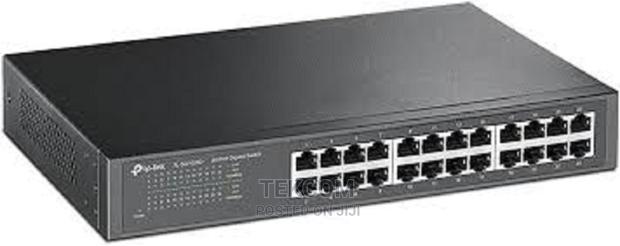 Tp-Link TL-SF1024D 24-Port 10/100mbps Desktop/Rackmount Swit