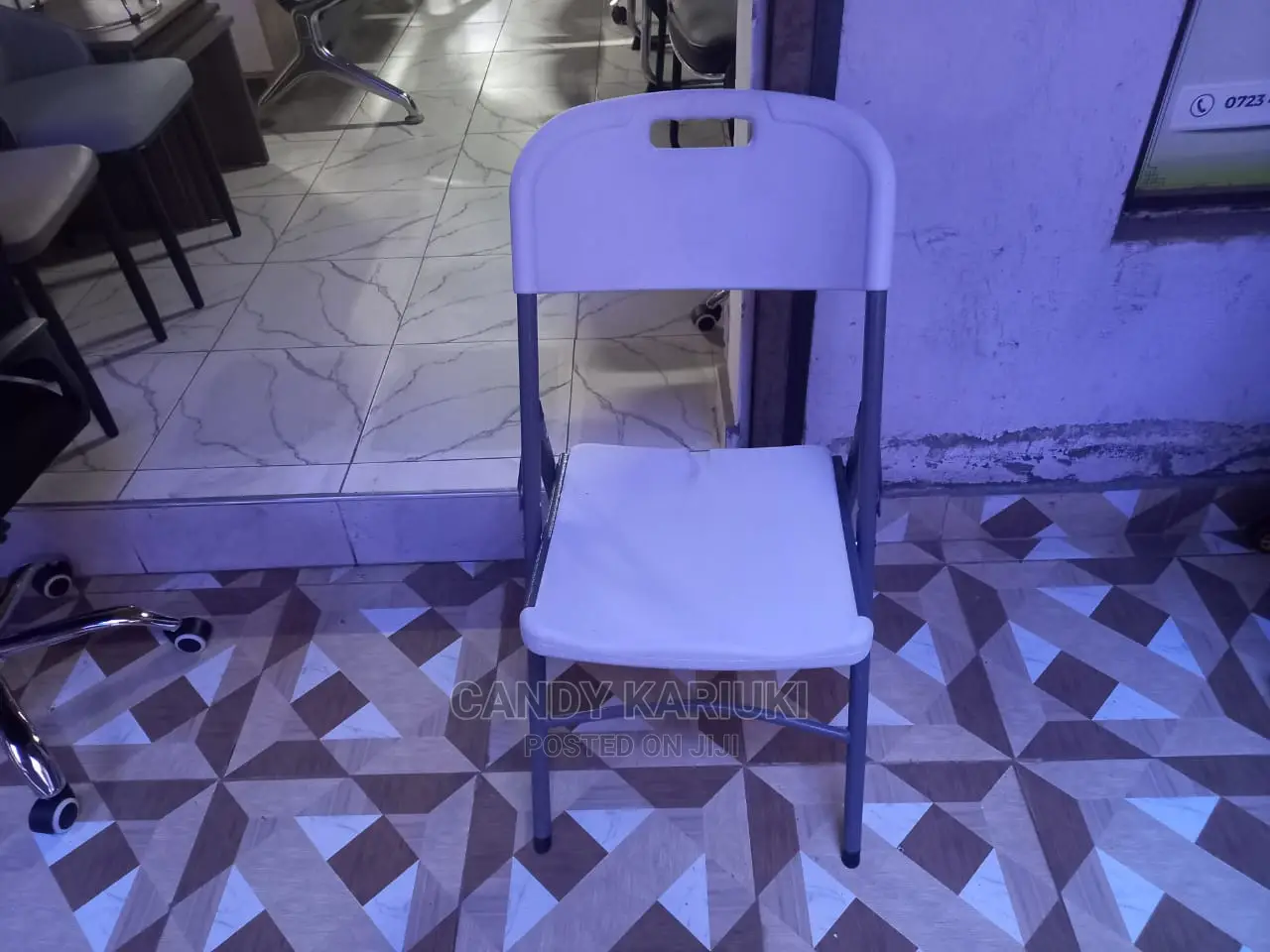 White Foldable Chair