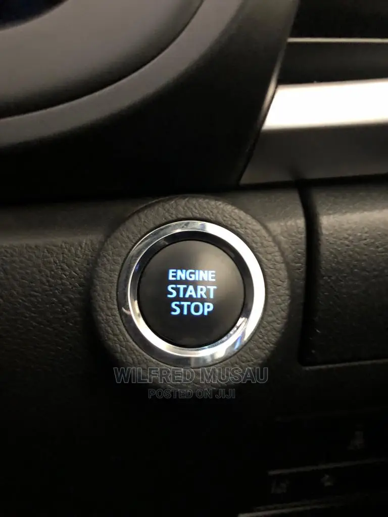 Toyota Hilux 2018 Blue