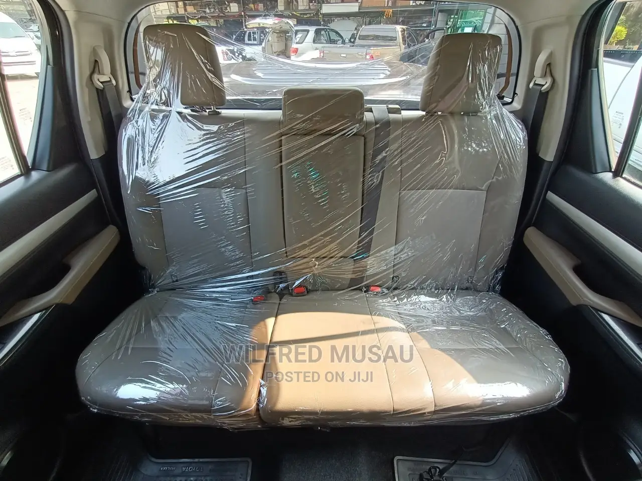 Toyota Hilux 2016 Black