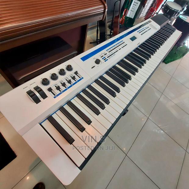 Casio Px 5s Digital Pianos* Casio Px 5s Digital Pianos>