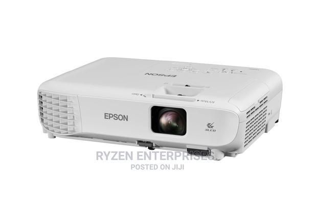 Epson Eb-W06 Wxga 3lcd Projector - main view