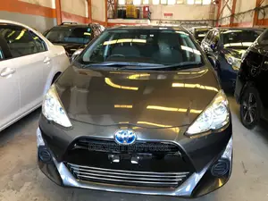 Used 2016 Toyota Aqua Gray - Reliable and Stylish