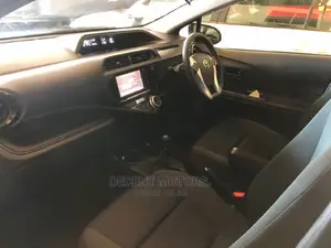 Toyota Aqua 2019 Gray