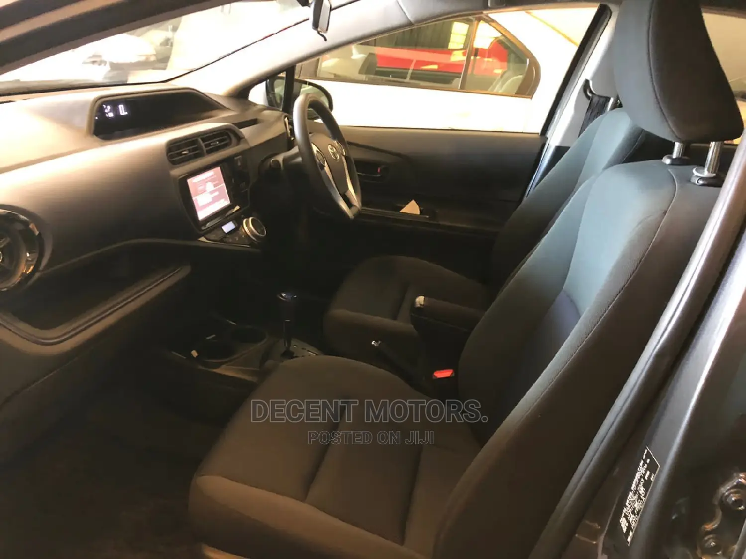 Toyota Aqua 2019 Gray