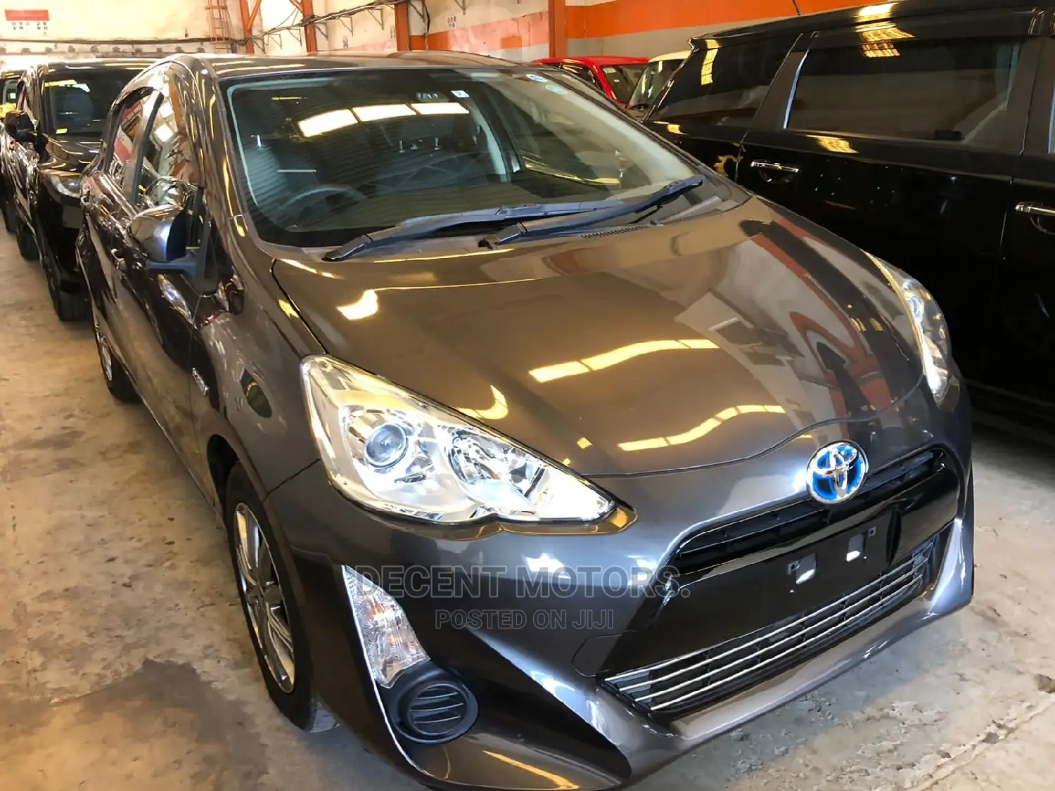 Toyota Aqua 2019 Gray