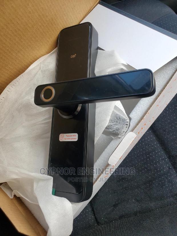 Biometric Smart Lock With Remote Unlocking - thumbnail 4