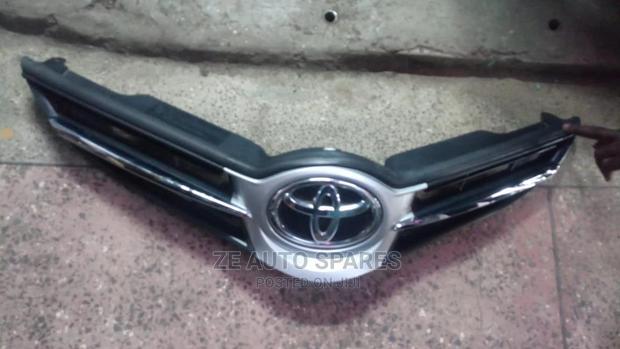 Toyota Auris 2013 Grill Available