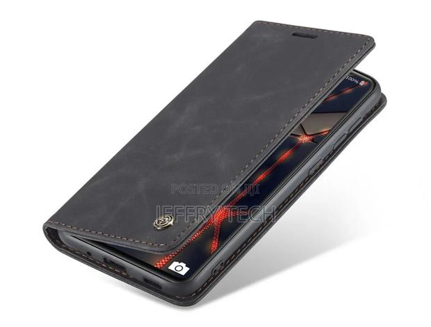 Samsung Galaxy S20 FE Retro Flip Leather Wallet Case Black - thumbnail 3